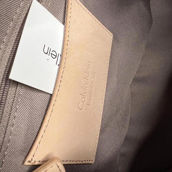 Calvin Klein Beige Leather Satchel Tote Bag Gold Hardware Structured Large Purse - Picture 5 of 15